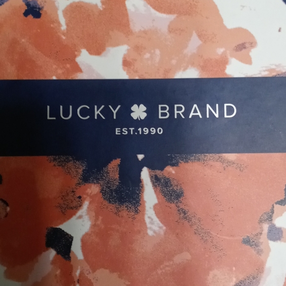 Jewelry - Picture 3 of 3